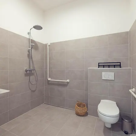 Leonart Living 24 Appartement *