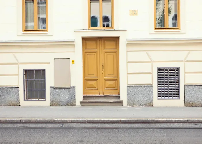 Leonart Living 24 Appartement *